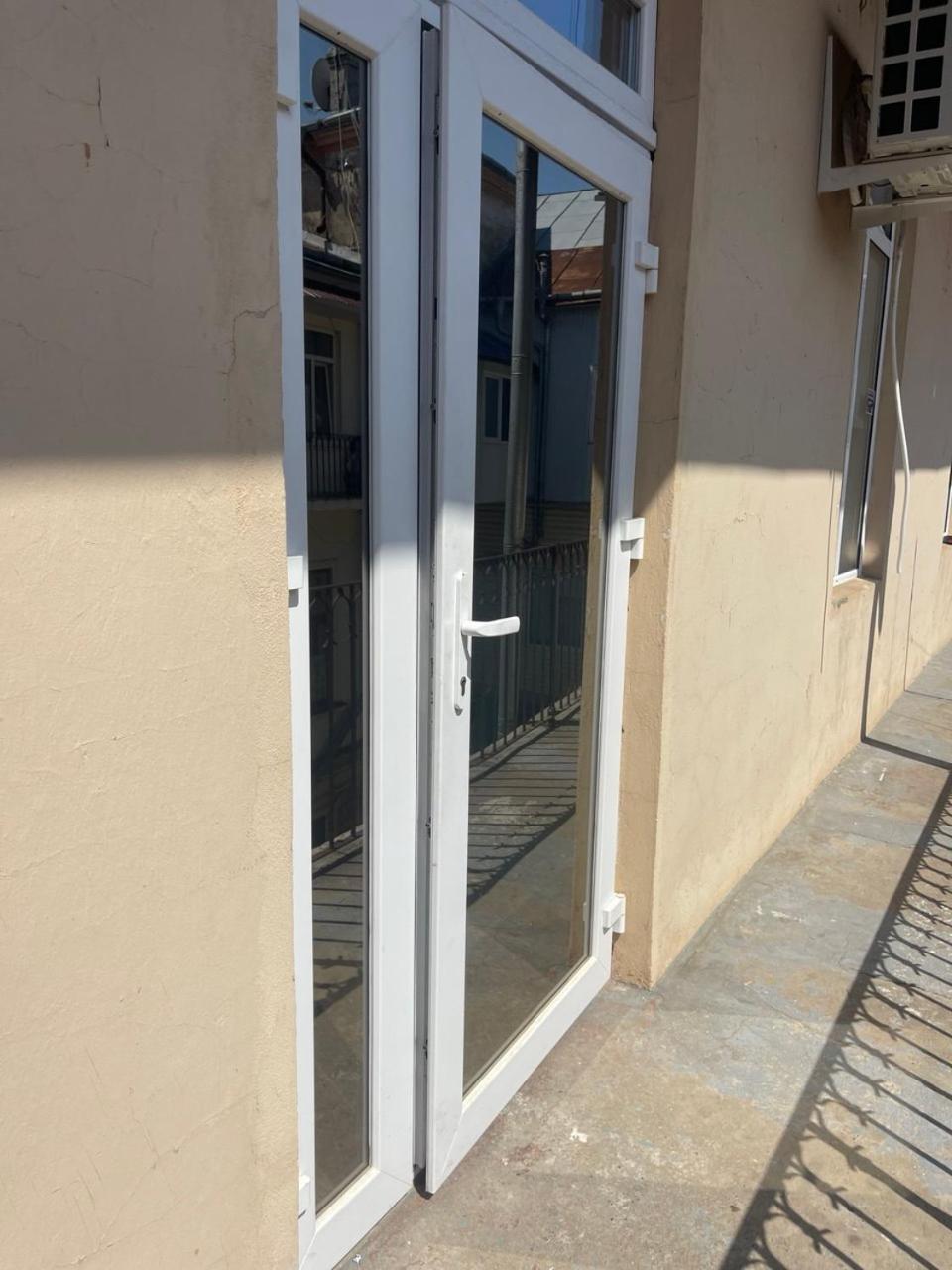 Newtone Apartment Chernivtsi Exterior foto