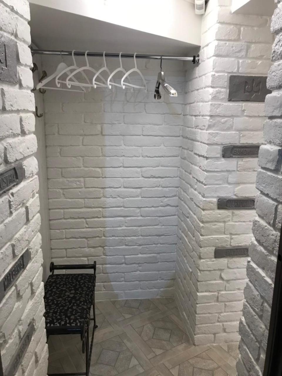Newtone Apartment Chernivtsi Exterior foto