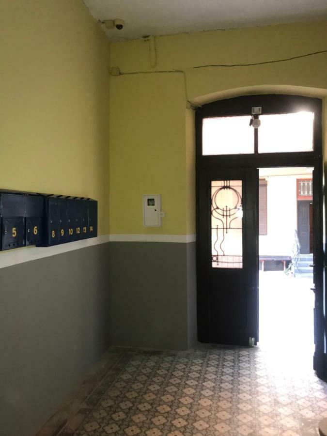 Newtone Apartment Chernivtsi Exterior foto