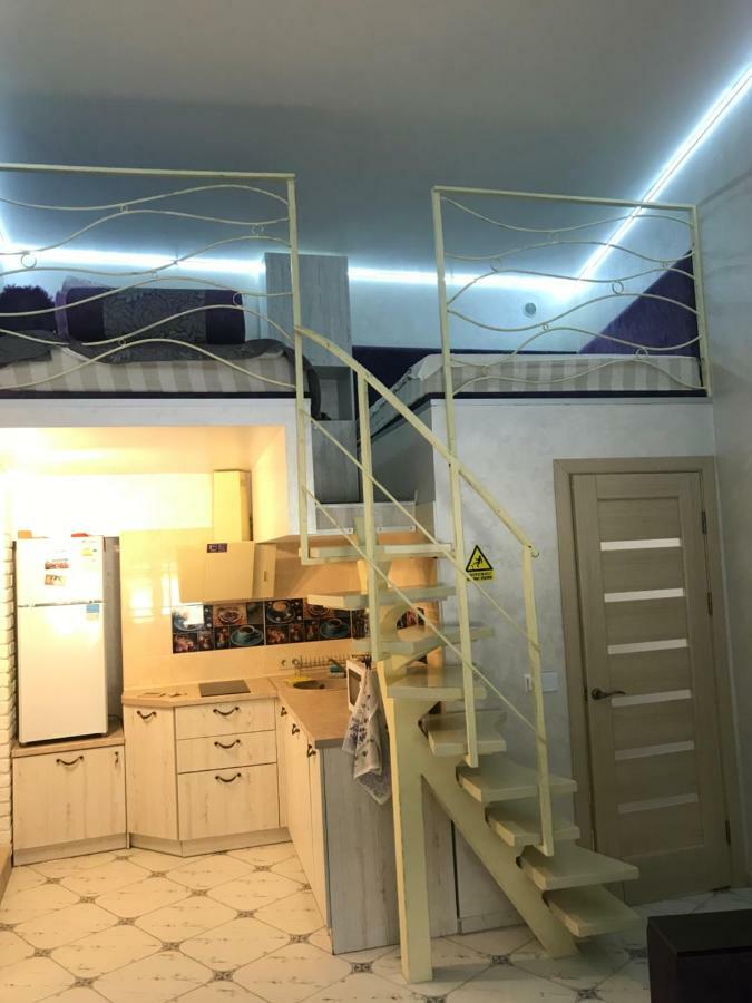 Newtone Apartment Chernivtsi Exterior foto